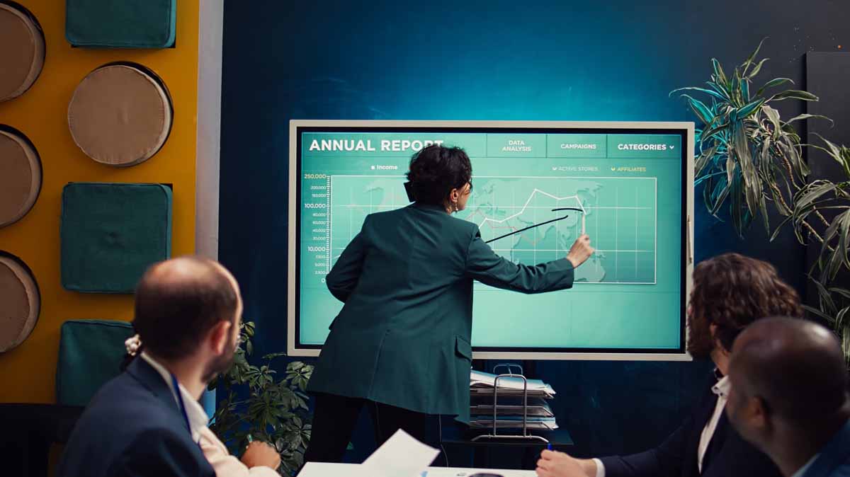 Leveraging Cloud Computing for Operational Agility